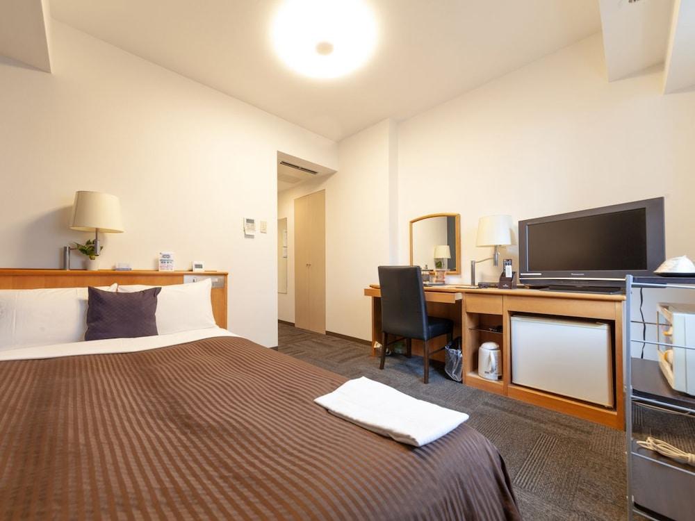 Hotel Livemax Budget Shinbashi Tokyo Bagian luar foto