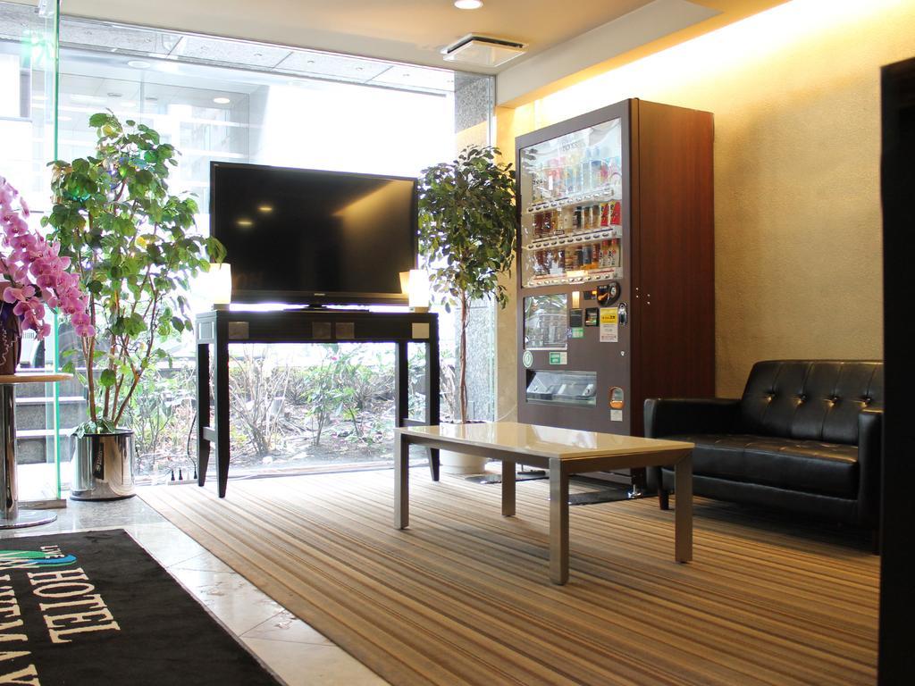 Hotel Livemax Budget Shinbashi Tokyo Bagian luar foto